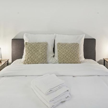 Superbe 2 Pieces Au Coeur Du Xvieme Bed & Breakfast Paris Luaran gambar