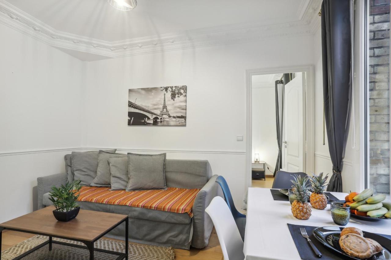 Superbe 2 Pieces Au Coeur Du Xvieme Bed & Breakfast Paris Luaran gambar