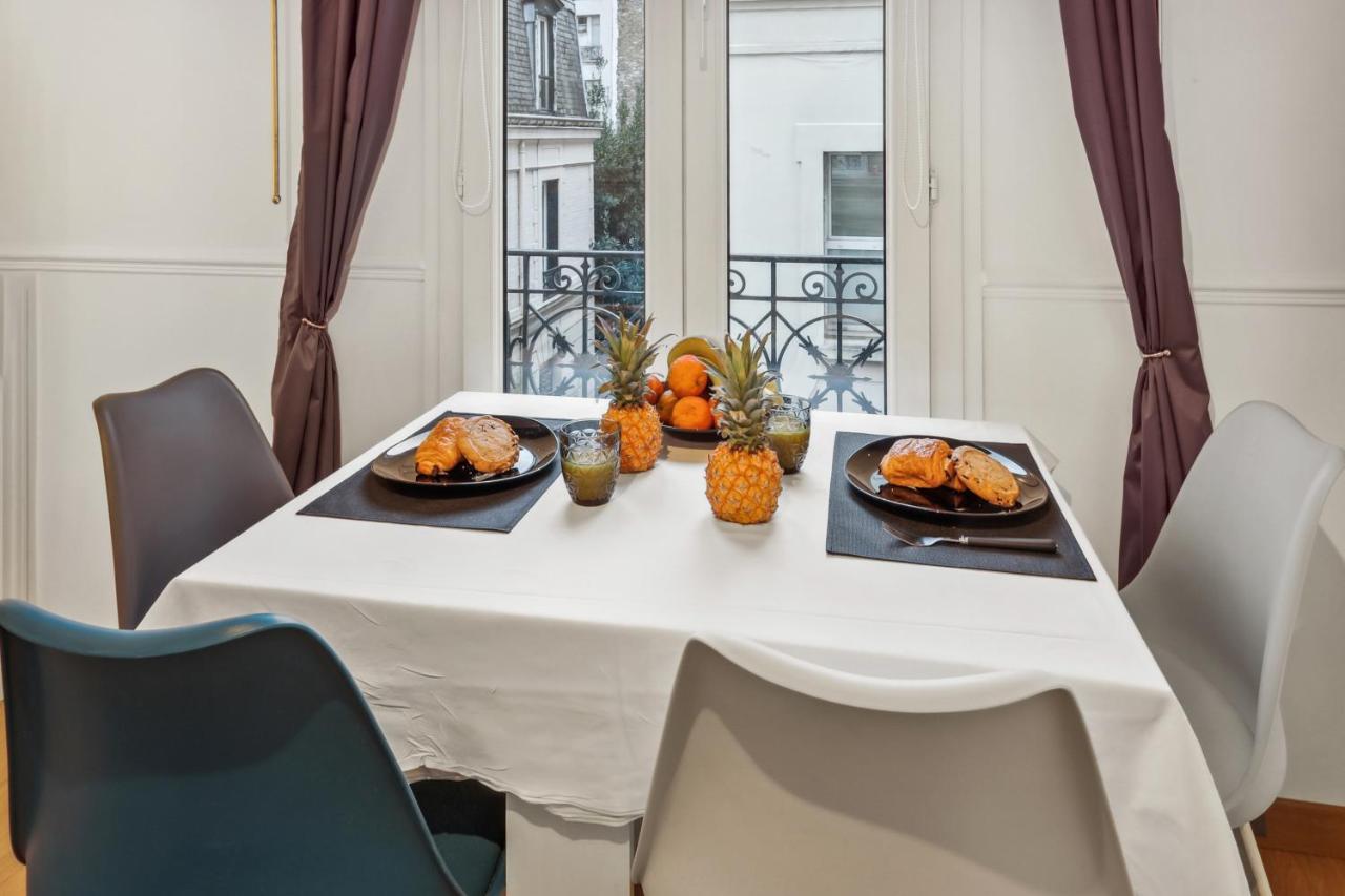 Superbe 2 Pieces Au Coeur Du Xvieme Bed & Breakfast Paris Luaran gambar