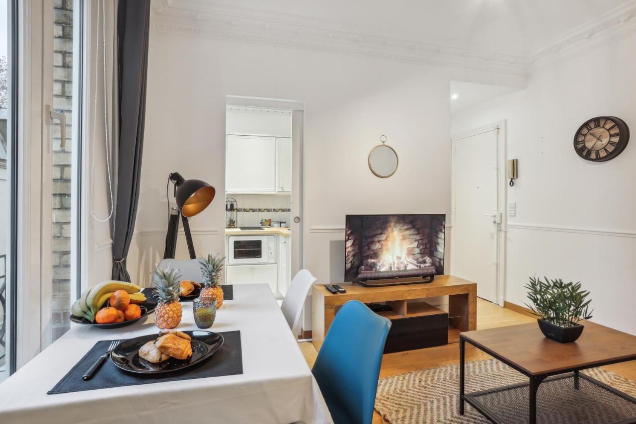 Superbe 2 Pieces Au Coeur Du Xvieme Bed & Breakfast Paris Luaran gambar